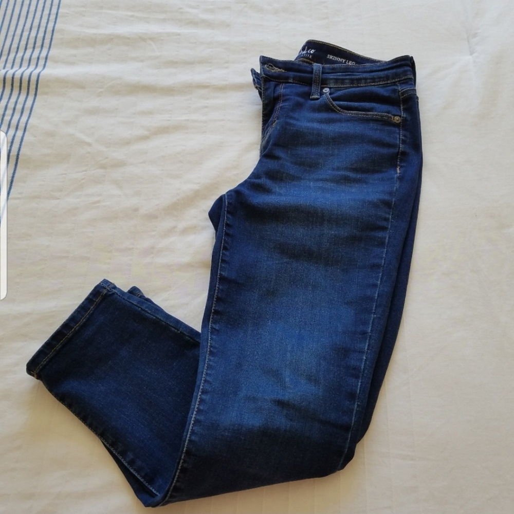 Style & Co Petite Dark Wash Skinny Jeans 4P